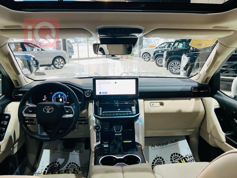 تويوتا لاندكروزر